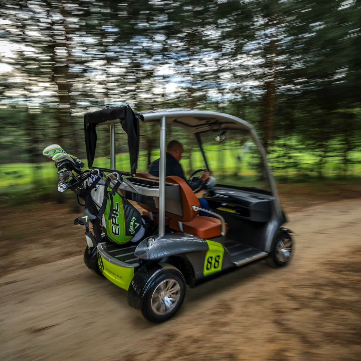 golf car